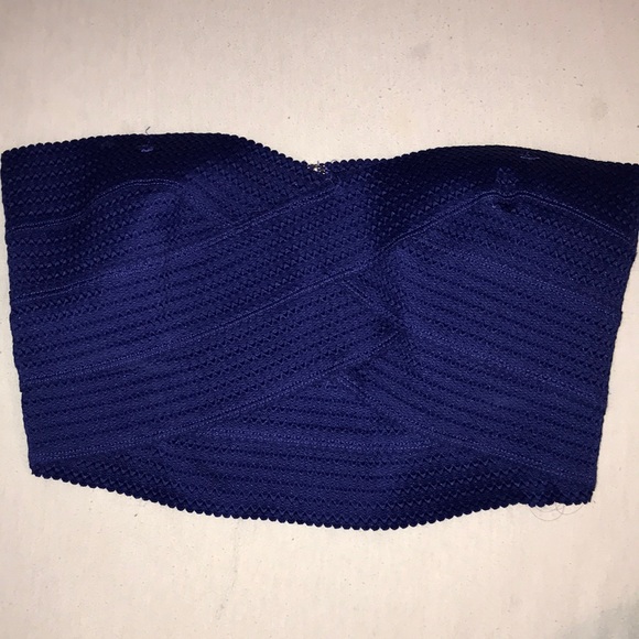 Bandaged cropped top - Picture 4 of 4